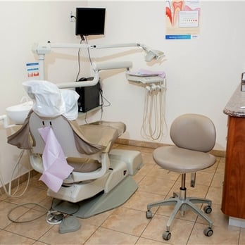 Union Square Dental - Dental chair at cosmetic dentistry New York, NY 10011 - General Dentistry Near Me - New York, New York Union Square Dental - Dental chair at cosmetic dentistry New York, NY 10011 - General Dentistry Near Me - New York, New York