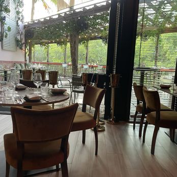 The Daydrift - Las Lap restaurant - Hotels Near Me - Miami Beach, Florida The Daydrift - Las Lap restaurant - Hotels Near Me - Miami Beach, Florida