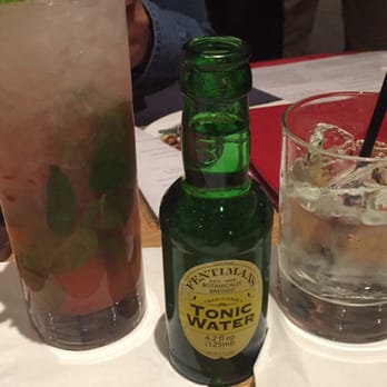 Earls Kitchen + Bar - Raspberry mojito and gin and tonic - New American Near Me - McLean, Virginia Earls Kitchen + Bar - Raspberry mojito and gin and tonic - New American Near Me - McLean, Virginia