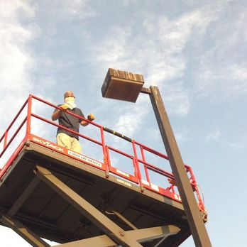 Power Mike Electrical Contractors - Changing lights at Lake Erie parks - Electricians Near Me Power Mike Electrical Contractors - Changing lights at Lake Erie parks - Electricians Near Me