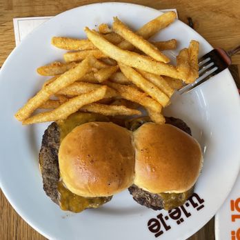Ulele - Sliders and fries from kids menu - New American Near Me - Tampa, Florida Ulele - Sliders and fries from kids menu - New American Near Me - Tampa, Florida