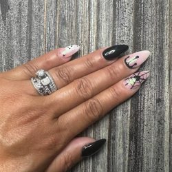 168 Bliss Nail and Spa