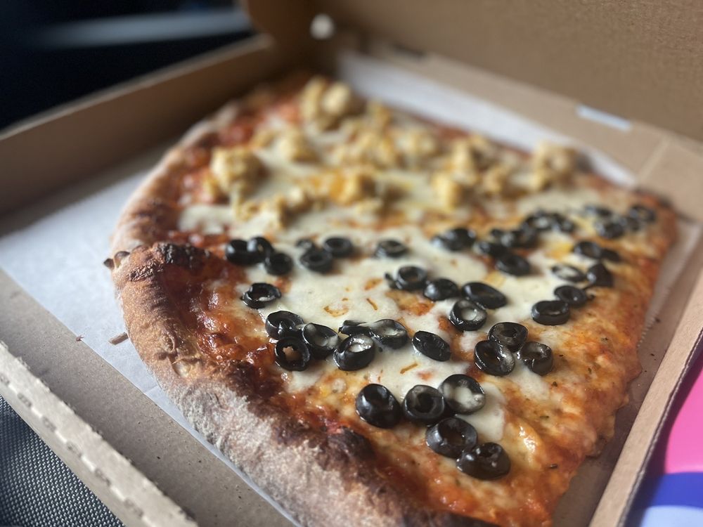 Food from Sabatino's Pizza