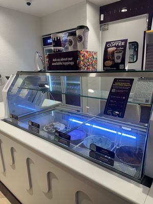 Insomnia Cookies by null