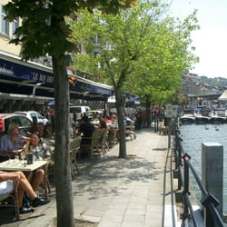 Chez Bouboule - En saison, terrasse en bord de Meuse