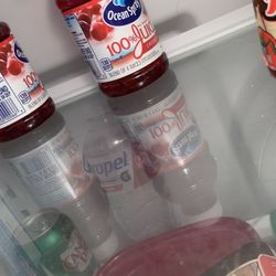 BLUEBONNET HOME HEALTH CARE OF TEXAS - Refrigerator dirty