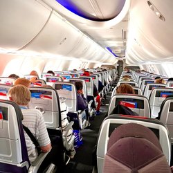 American Airlines - Cabin feeevah!!