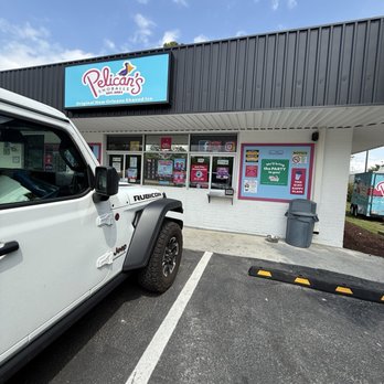 Pelican's SnoBalls - Exterior - Desserts Near Me - New Bern, North Carolina Pelican's SnoBalls - Exterior - Desserts Near Me - New Bern, North Carolina