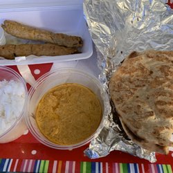 Masala - IndoPak Grill - Great food ! Garlic chicken, naan and sheekh kabab....