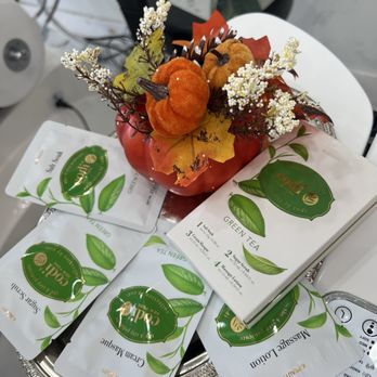 Viva Nails and Lashes - IG: happyfoodietown - Nail Salons Near Me - Anaheim, California