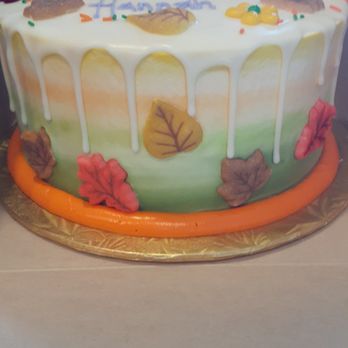 Azteca Bakery - Bakeries Near Me - Streamwood, Illinois