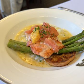 Legislative Dining Room - a plate of food with asparagus - Breakfast & Brunch Near Me - Victoria, British Columbia