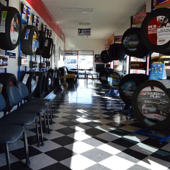 Tire Pros - Inside the waiting room - Tires Near Me - Upland, California