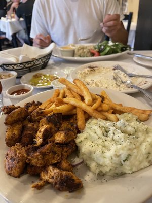 Hummus & More by null