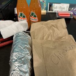 La Paloma Food Truck - Pastor and chicken burrito