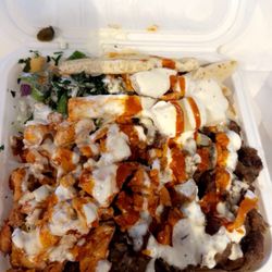 Syracuse Halal Gyro - The combo platter