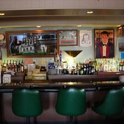 Lloyd's Bar & Grill