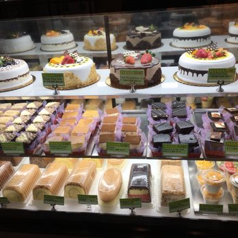 Maxin Bakery - Bakeries Near Me - Flushing, New York