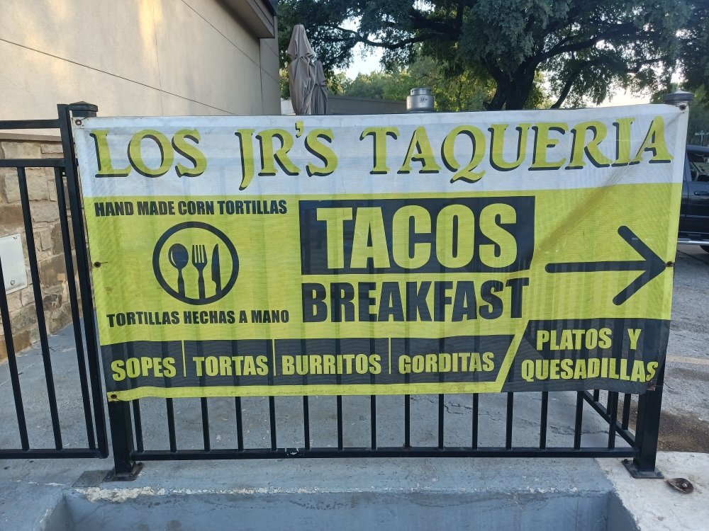 Taqueria Los Jr’s Logo