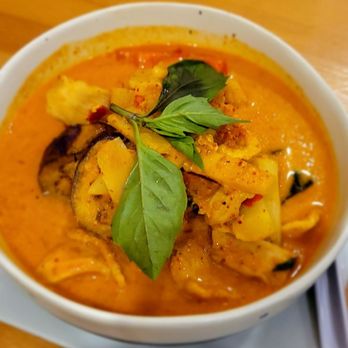 Tee’ Thai Flavors - Red Curry w/chix...great curry flavor - Thai Near Me - Bethpage, New York Tee’ Thai Flavors - Red Curry w/chix...great curry flavor - Thai Near Me - Bethpage, New York