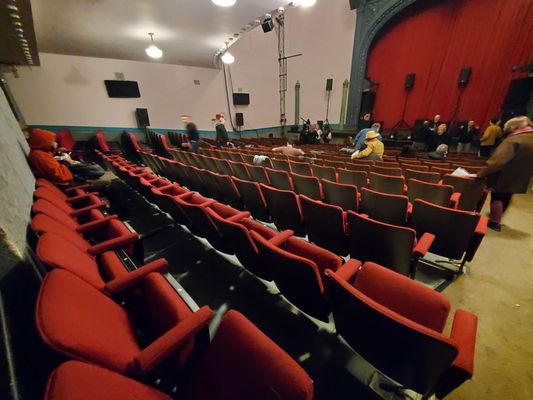 Victoria Theatre by null