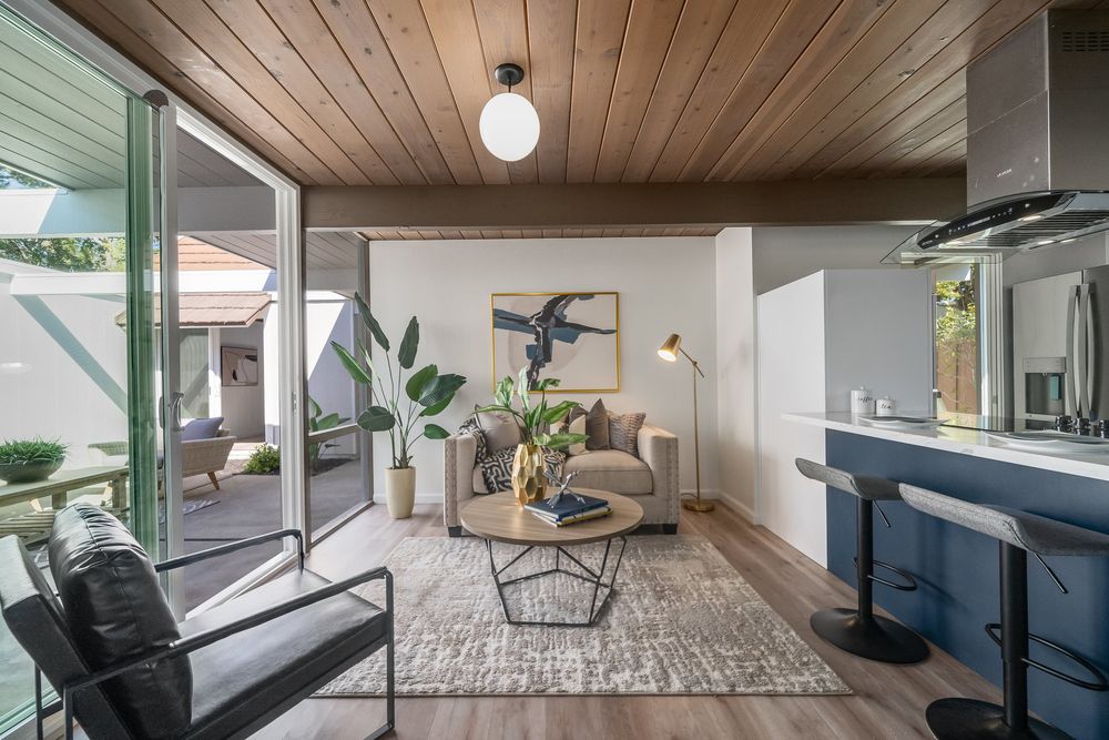 THE CAROLINE DINSMORE GROUP ENGEL & VÖLKERS Updated September 2024