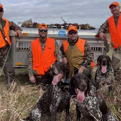 Harpole's Heartland Lodge - Hunting party