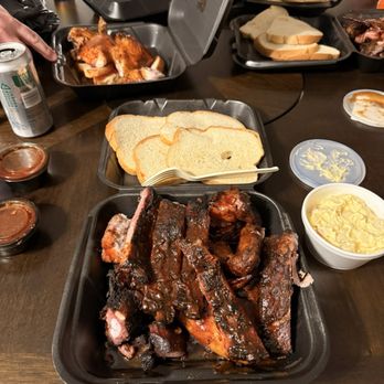 LC's Bar-B-Q - Combo Meal $25 - Barbeque Near Me - Kansas City, Missouri LC's Bar-B-Q - Combo Meal $25 - Barbeque Near Me - Kansas City, Missouri
