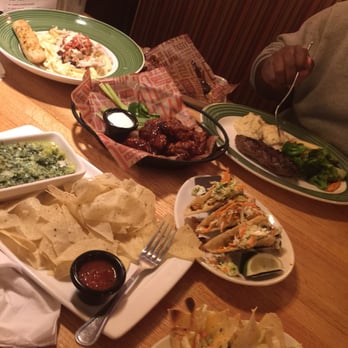 Applebee's Grill + Bar - American Near Me - Rosedale, New York