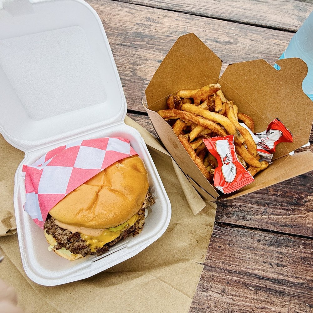 Smashyo Burgers Logo