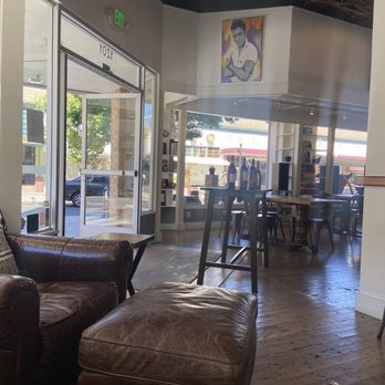 Rebel Vintners - Couches and inside - Wine Tasting Room Near Me - Napa, California Rebel Vintners - Couches and inside - Wine Tasting Room Near Me - Napa, California