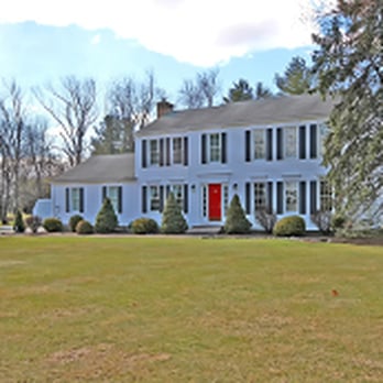 Paula Vignali - RE/MAX Pinnacle - 3 Logan Ct, Readington - Real Estate Agents Near Me - Bedminster, New Jersey Paula Vignali - RE/MAX Pinnacle - 3 Logan Ct, Readington - Real Estate Agents Near Me - Bedminster, New Jersey