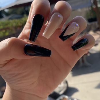 Blossom Nails - Too cute! - Nail Salons Near Me - Covina, California