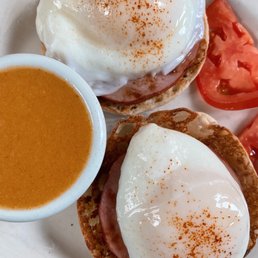 Eggs Benedict