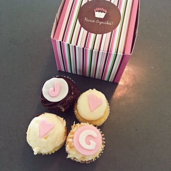 Kara's Cupcakes - Fleur de Sel, Bourbon Vanilla, and Paradise (special... Supposed to be cake only) minis.  Favors/dessert. - Bakeries Near Me - Napa, California