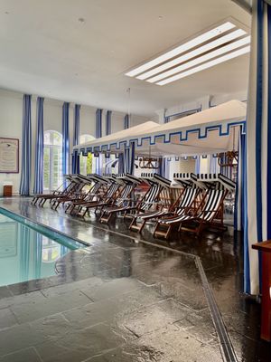 Palm Springs Yacht Club by null