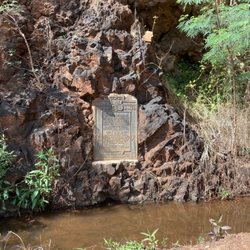 Menehune Ditch - The historic marker plaque.
