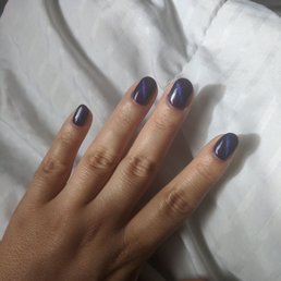 Violet and electric blue cats eye nails Violet and electric blue cats eye nails