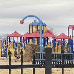 Bentley Park Playground - Play ground