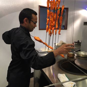 Himalayan Bistro - Taking out Tandori to serve - Himalayan/Nepalese Near Me - Fort Collins, Colorado