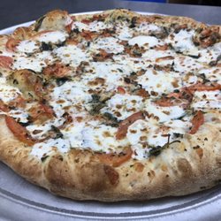Annie's Pizzeria