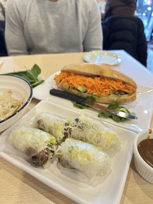 Pho Table by null
