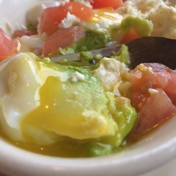 Gus's Keystone Family Restaurant - Avocado Poached - Greek Near Me - Mount Joy, Pennsylvania