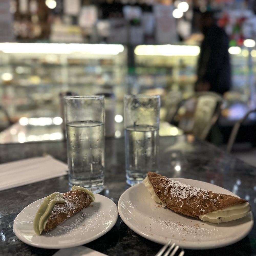 Cannoli King - Desserts Near Me - New York, New York Cannoli King - Desserts Near Me - New York, New York