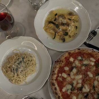 La Connessa - Lemon spaghetti, margarita pizza, kabocha squash caramelle - Cocktail Bars Near Me - San Francisco, California La Connessa - Lemon spaghetti, margarita pizza, kabocha squash caramelle - Cocktail Bars Near Me - San Francisco, California