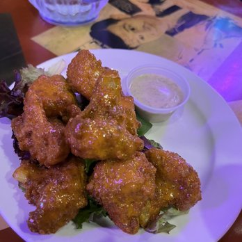 Kitchen 17 - Cauliflower Wings - Vegan Near Me - Chicago, Illinois Kitchen 17 - Cauliflower Wings - Vegan Near Me - Chicago, Illinois