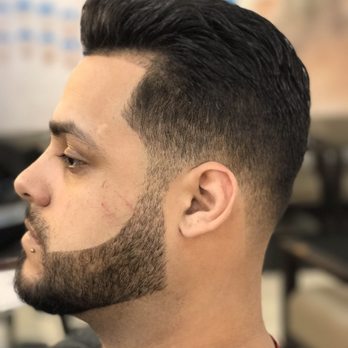 Who's Next barbershop - Barber Eliu - Barbers Near Me - Chicago, Illinois