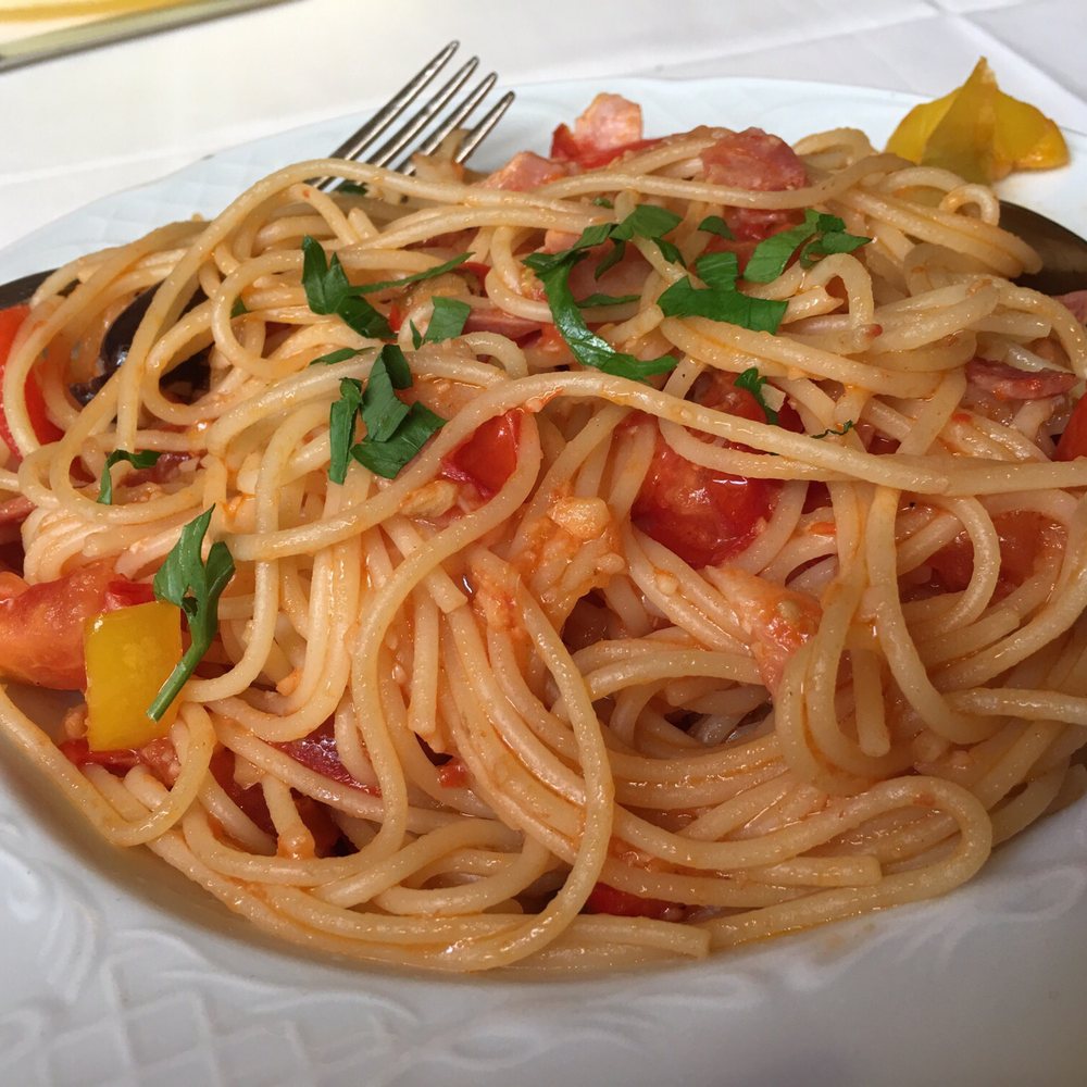 Santa Lucia - Spaghetti amatriciana - Italian Near Me - Vienna, 9 Santa Lucia - Spaghetti amatriciana - Italian Near Me - Vienna, 9