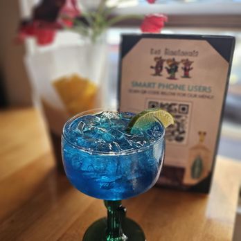 Los Mariachis - Blue margarita - Mexican Near Me - Wallingford, Connecticut Los Mariachis - Blue margarita - Mexican Near Me - Wallingford, Connecticut