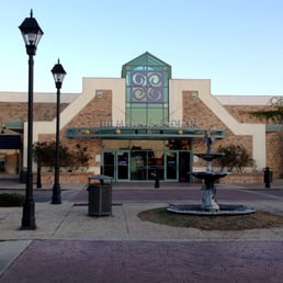 Main mall entrance.